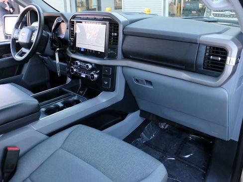 Used 2024 Ford F150 XLT w/ Mobile Office Package image 32