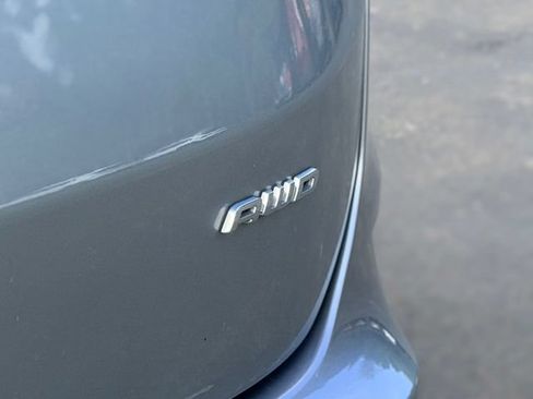 Used 2023 Ford Edge Titanium AWD/4WD image 28