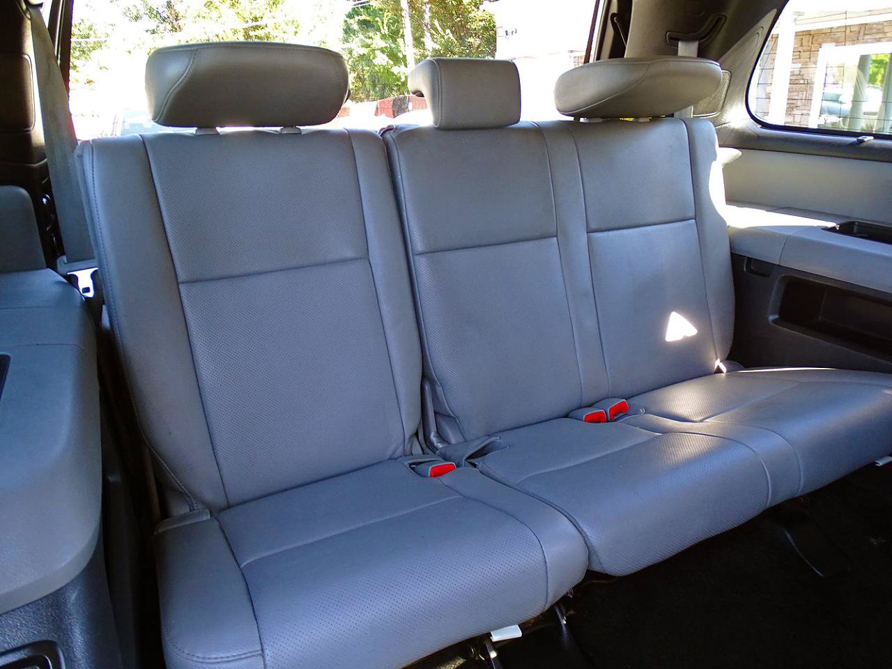 Used 2013 Toyota Sequoia Platinum RWD image 25