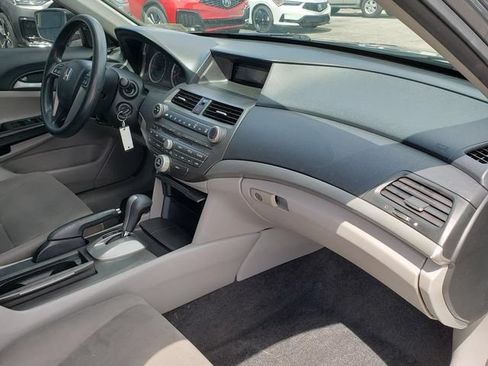 Used 2012 Honda Accord LX image 18