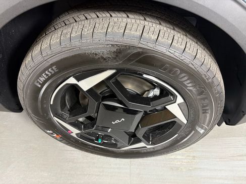 New 2026 Kia Sportage EX AWD/4WD image 10