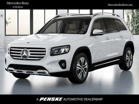 Used 2026 Mercedes-Benz GLB 250 4MATIC image 1