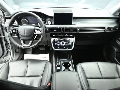 Certified 2022 Lincoln Corsair Standard w/ Equipment Group 101A image 22