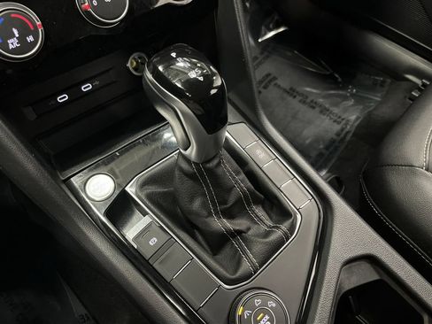 Used 2023 Volkswagen Taos SE image 20