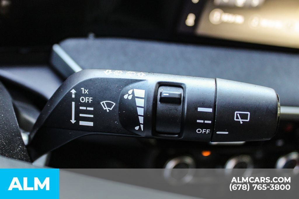 Used 2025 Nissan Kicks SV FWD image 23