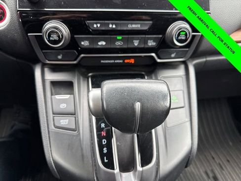 Used 2018 Honda CR-V Touring image 22