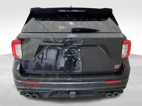 Used 2022 Ford Explorer ST w/ Equipment Group 401A image 3