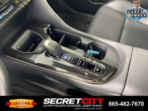 Used 2025 Toyota Crown Signia w/ Advanced Technology Package AWD/4WD image 22