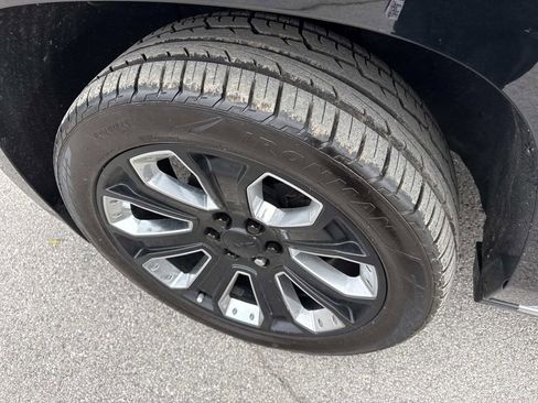 Used 2020 GMC Yukon Denali w/ Denali Ultimate Package image 35