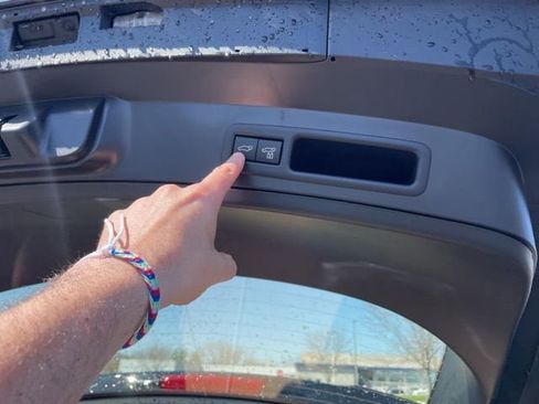 New 2026 Lexus UX 300h AWD image 17