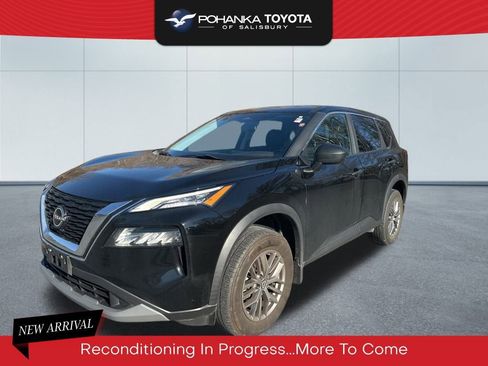 Used 2023 Nissan Rogue S image 1