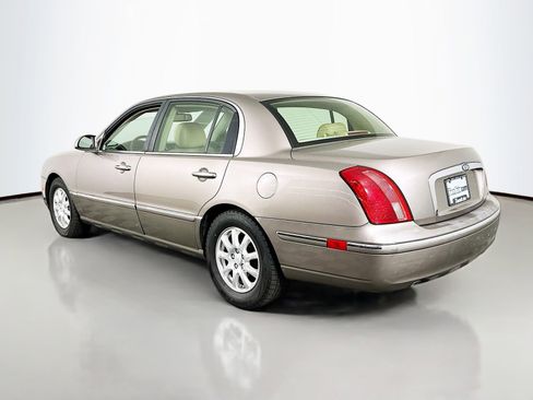 Used 2008 Kia Amanti w/ Leather Pkg FWD image 6