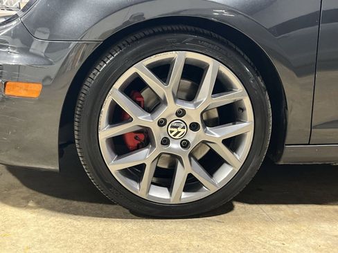 Used 2014 Volkswagen GTI Wolfsburg Edition image 8