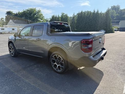 Certified 2025 Ford Maverick Lariat AWD/4WD image 4