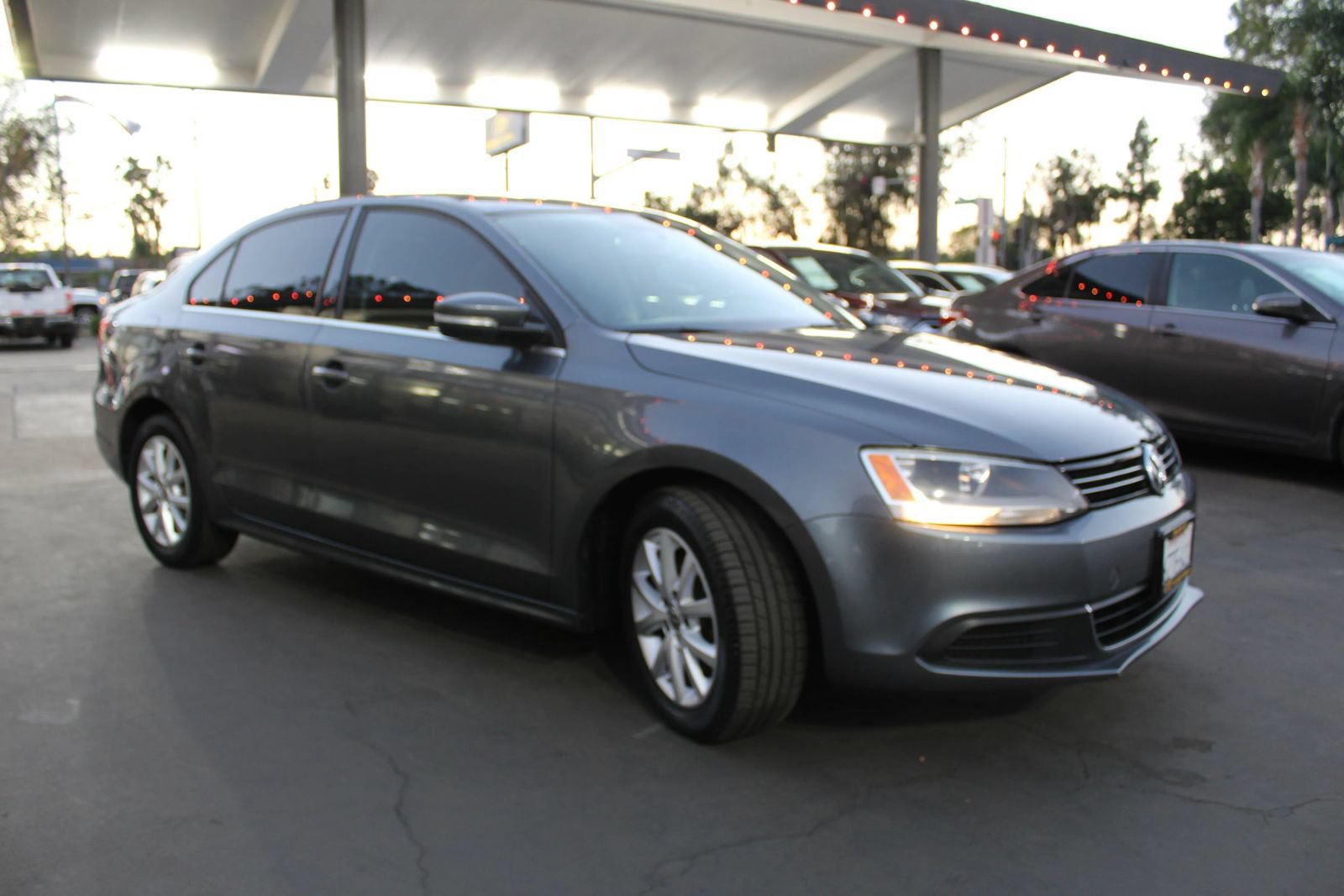 Used 2013 Volkswagen Jetta SE FWD image 7