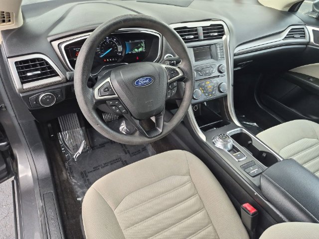 Used 2018 Ford Fusion S FWD image 11