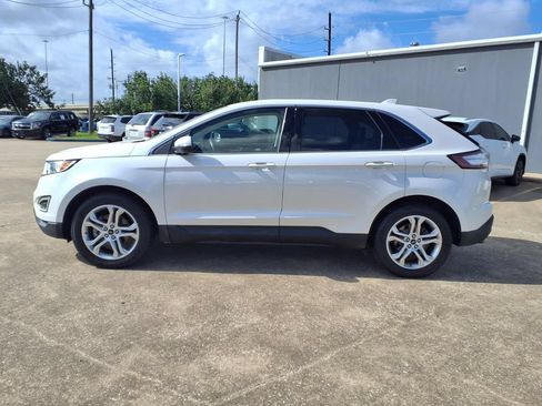 Used 2018 Ford Edge Titanium w/ Technology Package FWD image 5