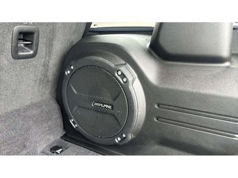 Used 2025 Jeep Wrangler Unlimited Sahara AWD/4WD image 10