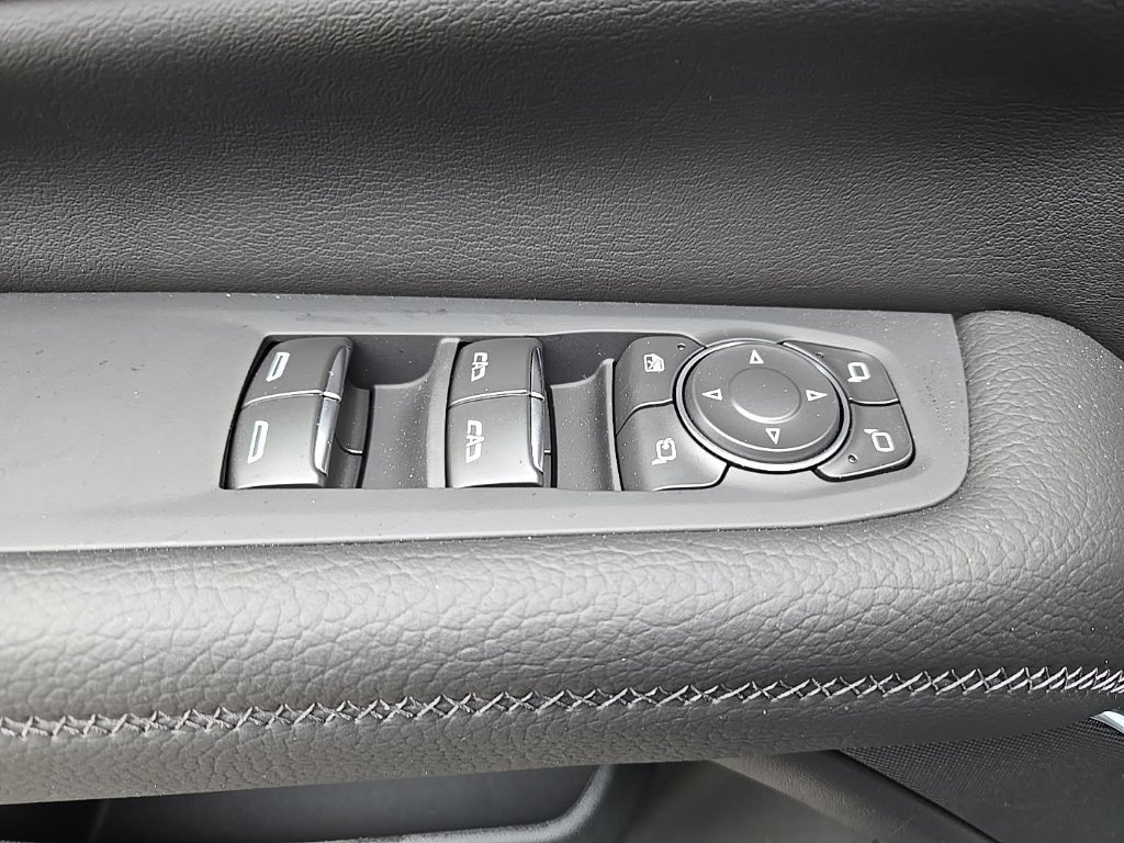 New 2026 GMC Yukon Denali AWD/4WD image 14