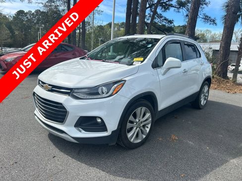 Used 2020 Chevrolet Trax Premier image 1
