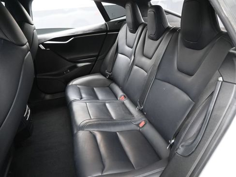 Used 2020 Tesla Model S Long Range Plus AWD/4WD image 24