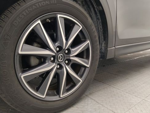 Used 2018 MAZDA CX-5 Touring w/ Preferred Equipment Package FWD image 31