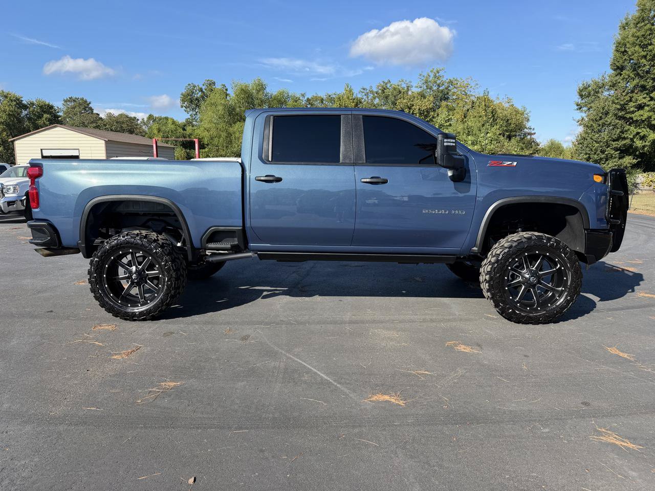Used 2024 Chevrolet Silverado 2500 Custom w/ Custom Value Package AWD/4WD image 5