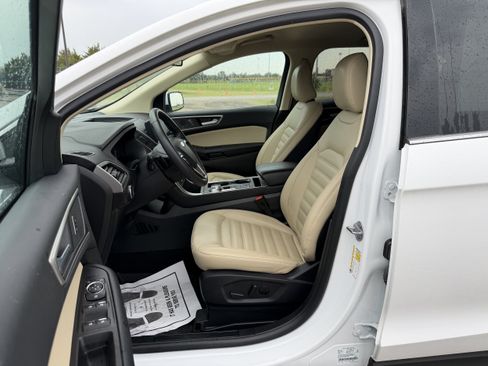 Used 2024 Ford Edge SEL w/ Convenience Package AWD/4WD image 19