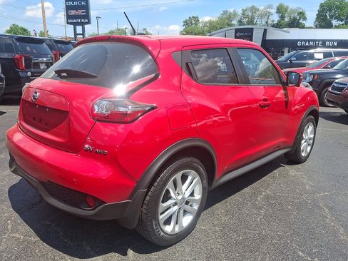 Used 2016 Nissan Juke SV w/ Technology Package AWD/4WD image 6