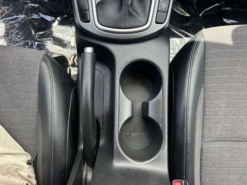 Used 2021 Kia Seltos S FWD image 19