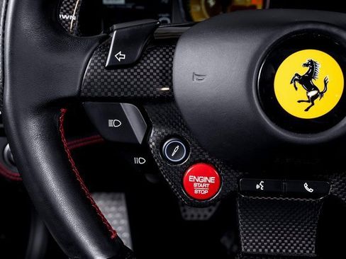 Used 2020 Ferrari Portofino image 38