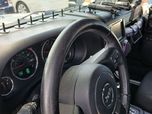 Used 2015 Jeep Wrangler Unlimited Sport AWD/4WD image 11