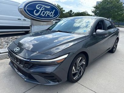 Used 2024 Hyundai Elantra SEL w/ Convenience Package