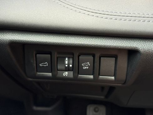 Certified 2024 Subaru Outback Limited AWD/4WD image 17