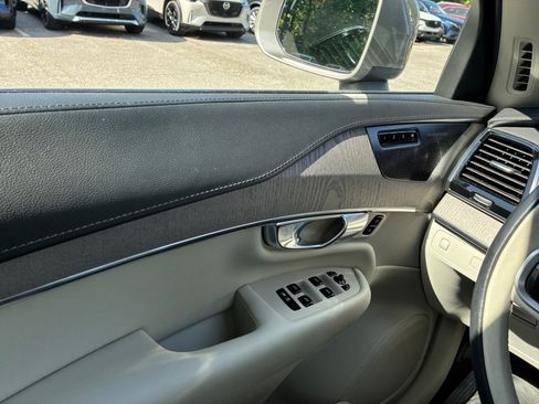 Used 2022 Volvo XC90 T6 Inscription w/ Advanced Package AWD/4WD image 32