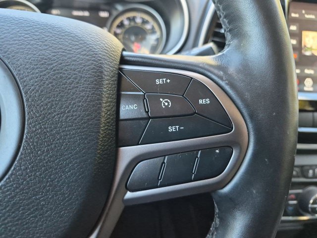 Used 2020 Jeep Cherokee Limited AWD/4WD image 14