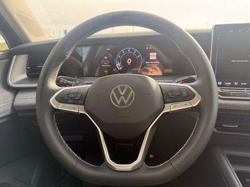 New 2026 Volkswagen Tiguan S image 13