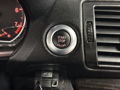 Used 2013 BMW 128i Convertible image 22