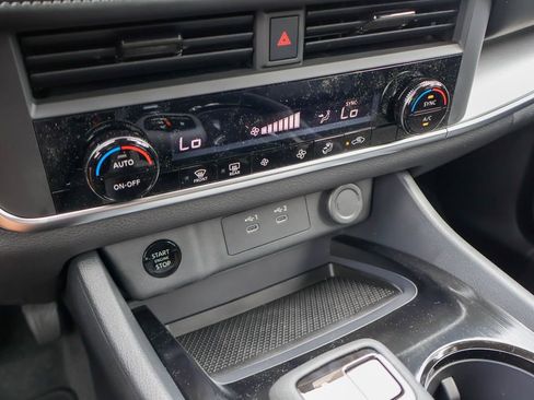 New 2026 Nissan Rogue SV FWD image 12