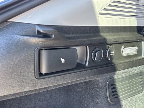 Used 2021 Alfa Romeo Stelvio Ti image 9