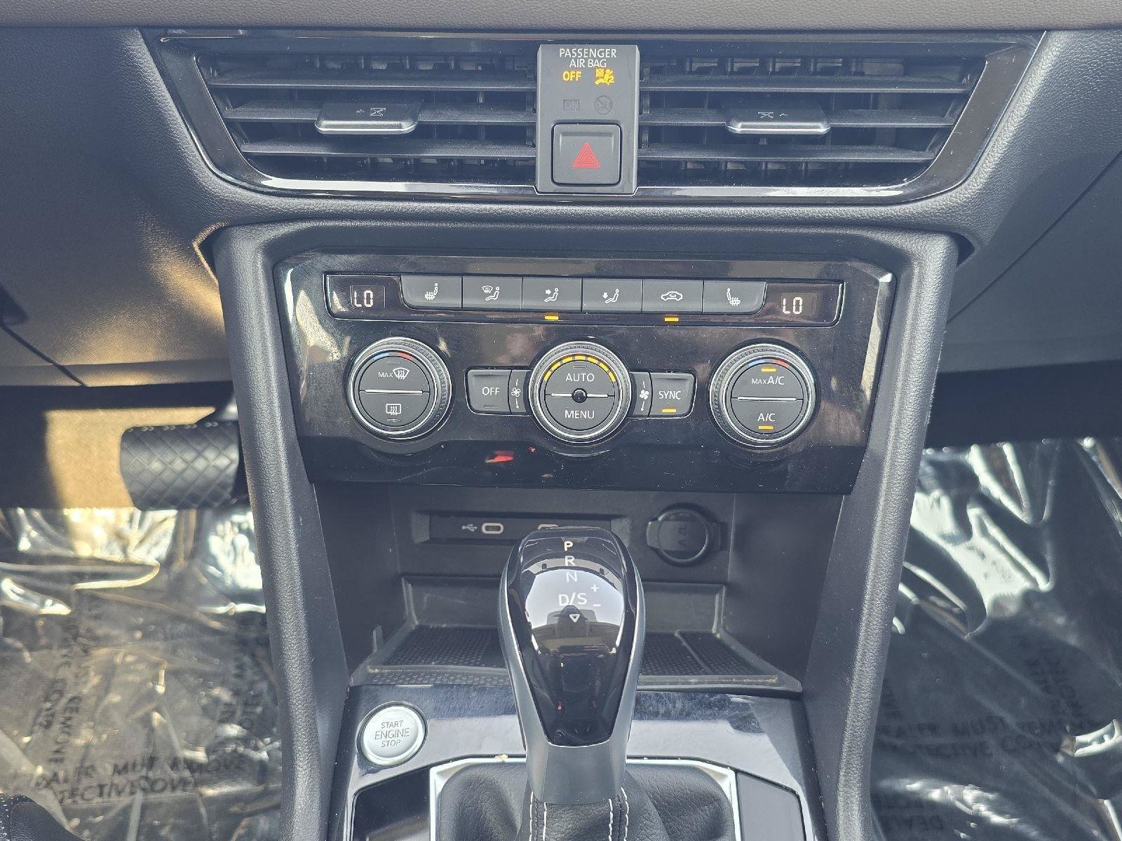 Certified 2023 Volkswagen Taos SEL AWD/4WD image 13