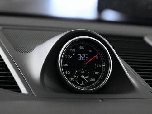 Used 2021 Porsche Macan Turbo w/ Premium Package Plus (PF0) image 34