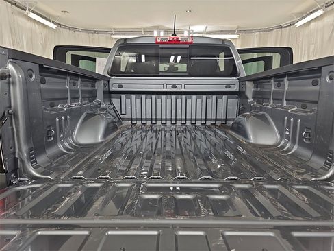 Used 2022 Chevrolet Colorado Z71 image 19