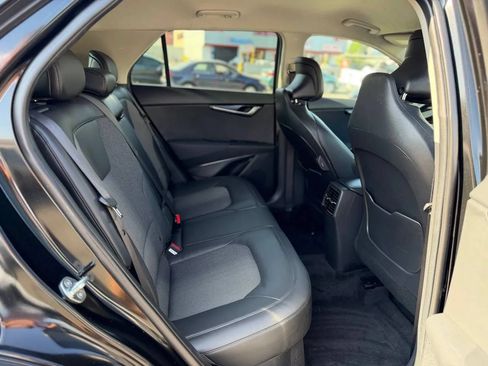 Used 2023 Kia Niro EX FWD image 33
