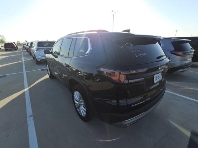 Used 2026 GMC Acadia Elevation w/ Elevation Premium Package AWD/4WD image 4