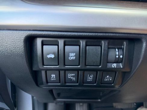 Used 2016 Subaru Legacy 2.5i Limited AWD/4WD image 18