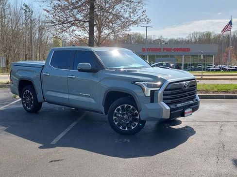 Used 2024 Toyota Tundra Limited AWD/4WD image 2