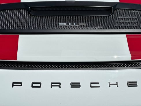 Used 2016 Porsche 911 R RWD image 32