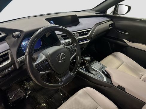 Used 2019 Lexus UX 250h image 10