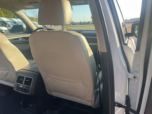 Used 2018 Volkswagen Atlas SEL image 46